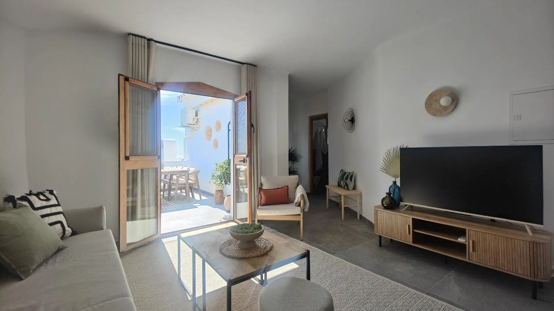 Ap417 Los Mandarinos Nerja