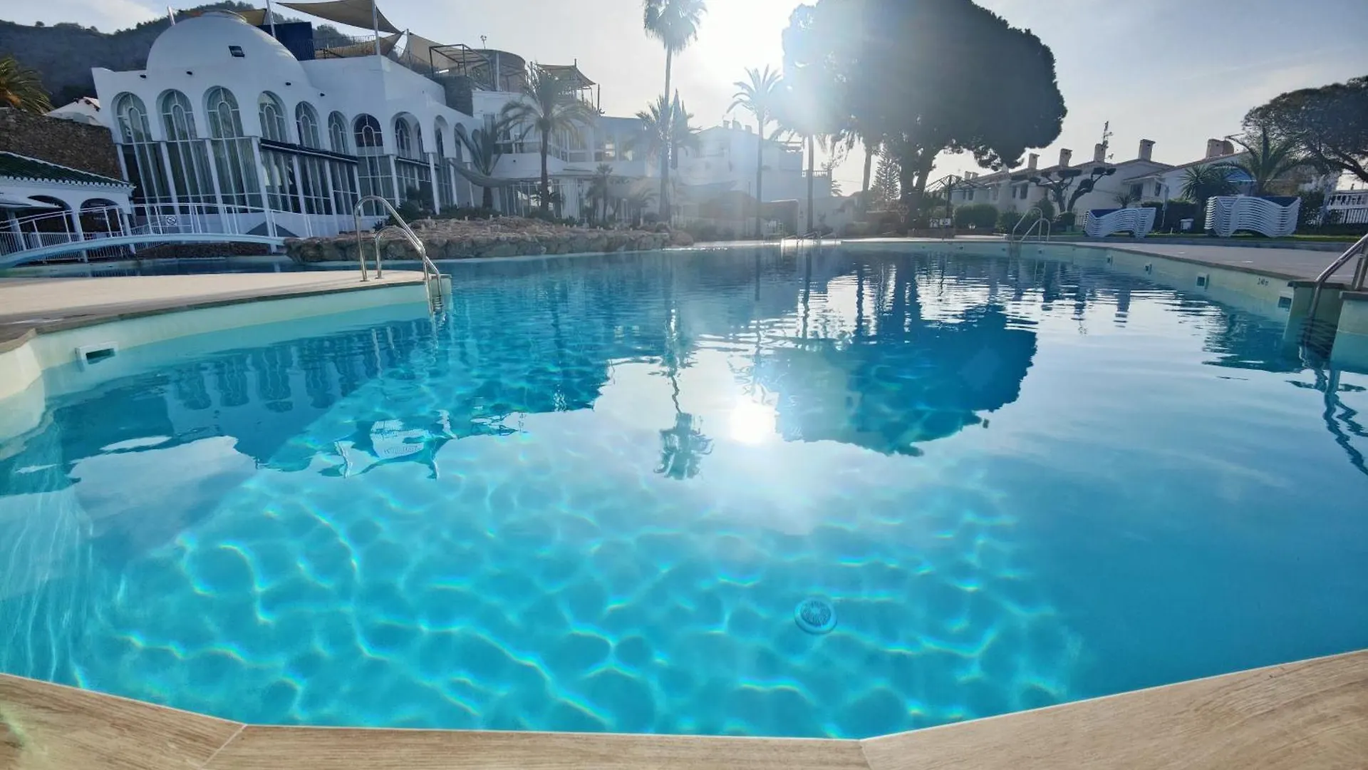 Ap417 Los Mandarinos Nerja